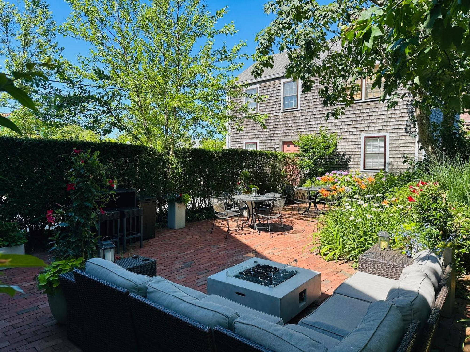 Seven Sea Street Inn Nantucket Extérieur photo