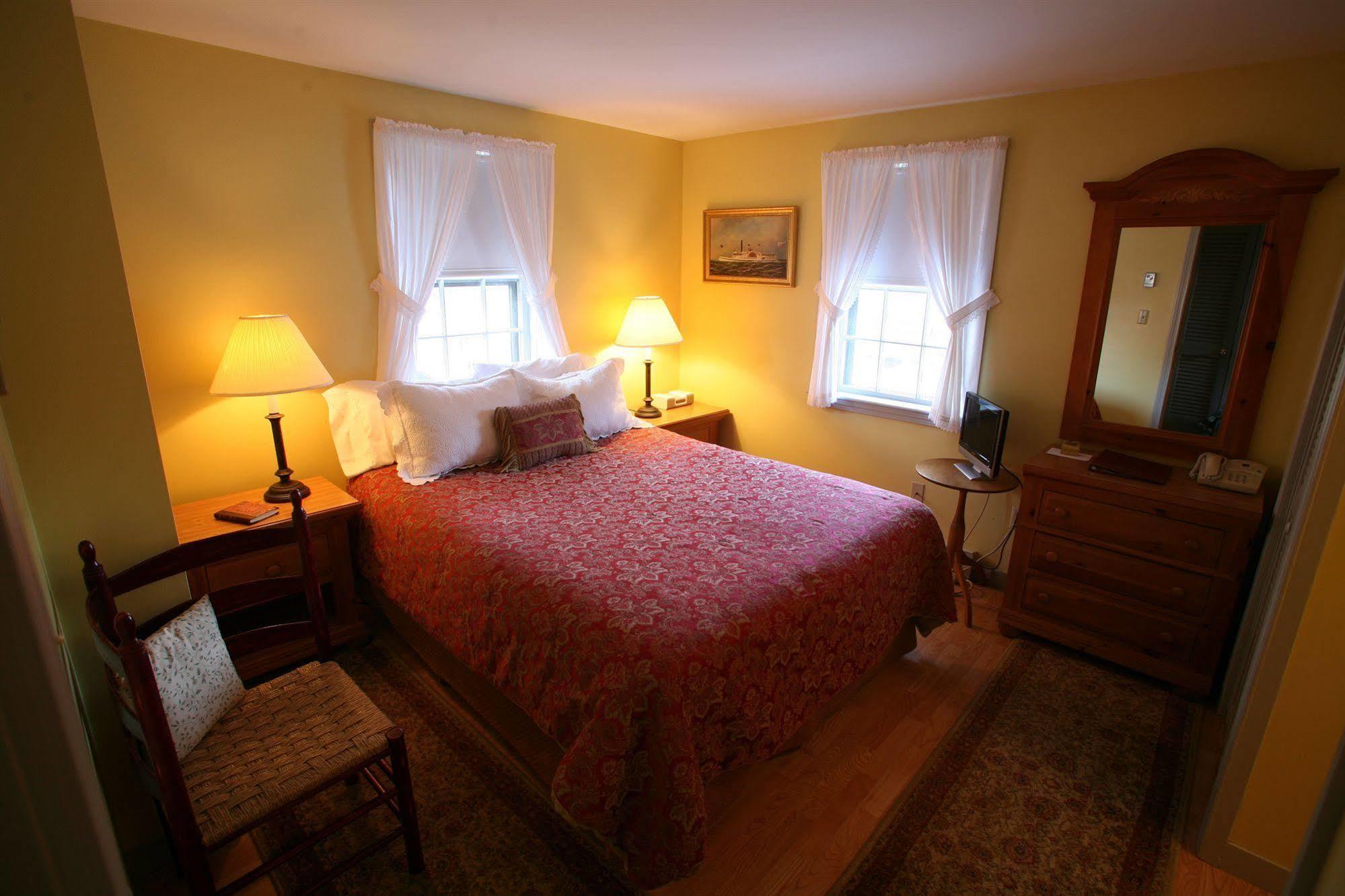 Seven Sea Street Inn Nantucket Extérieur photo
